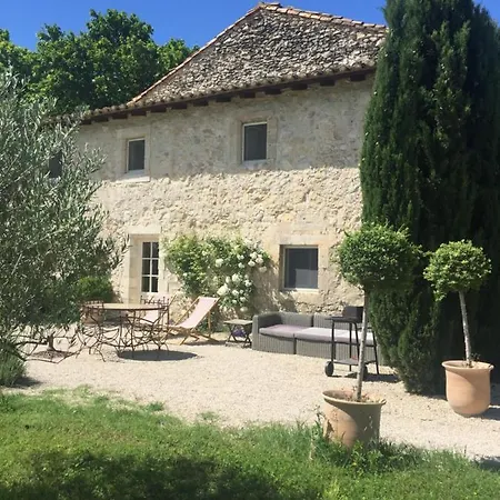 Holiday home Maison De Charme Dans Domaine 17eme