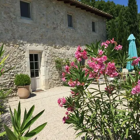 Maison De Charme Dans Domaine 17eme Holiday home *